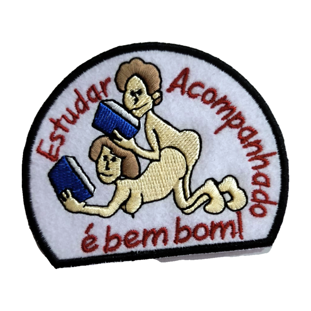Emblema bordado Acompanhado, Estudar é Bem Bom!